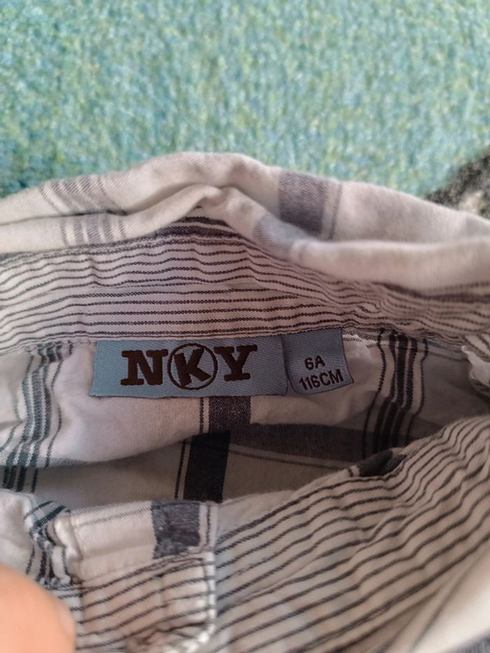 T-shirt chemise 6ans 116 - photo numéro 2