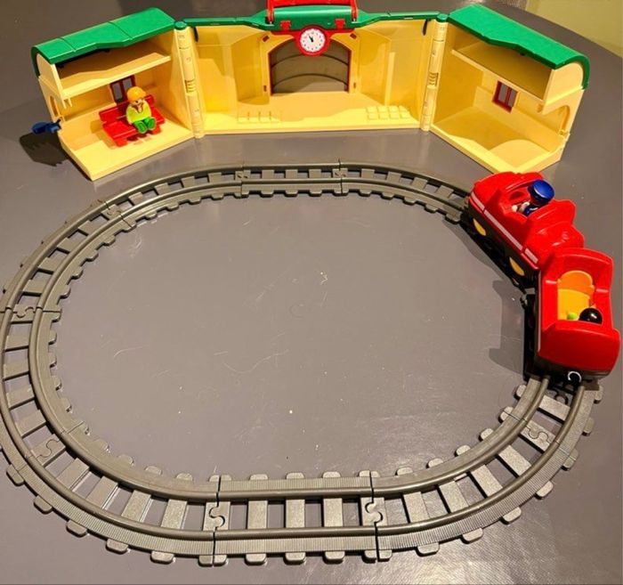 Gare et circuit train playmobil