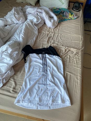 T shirt addidas L