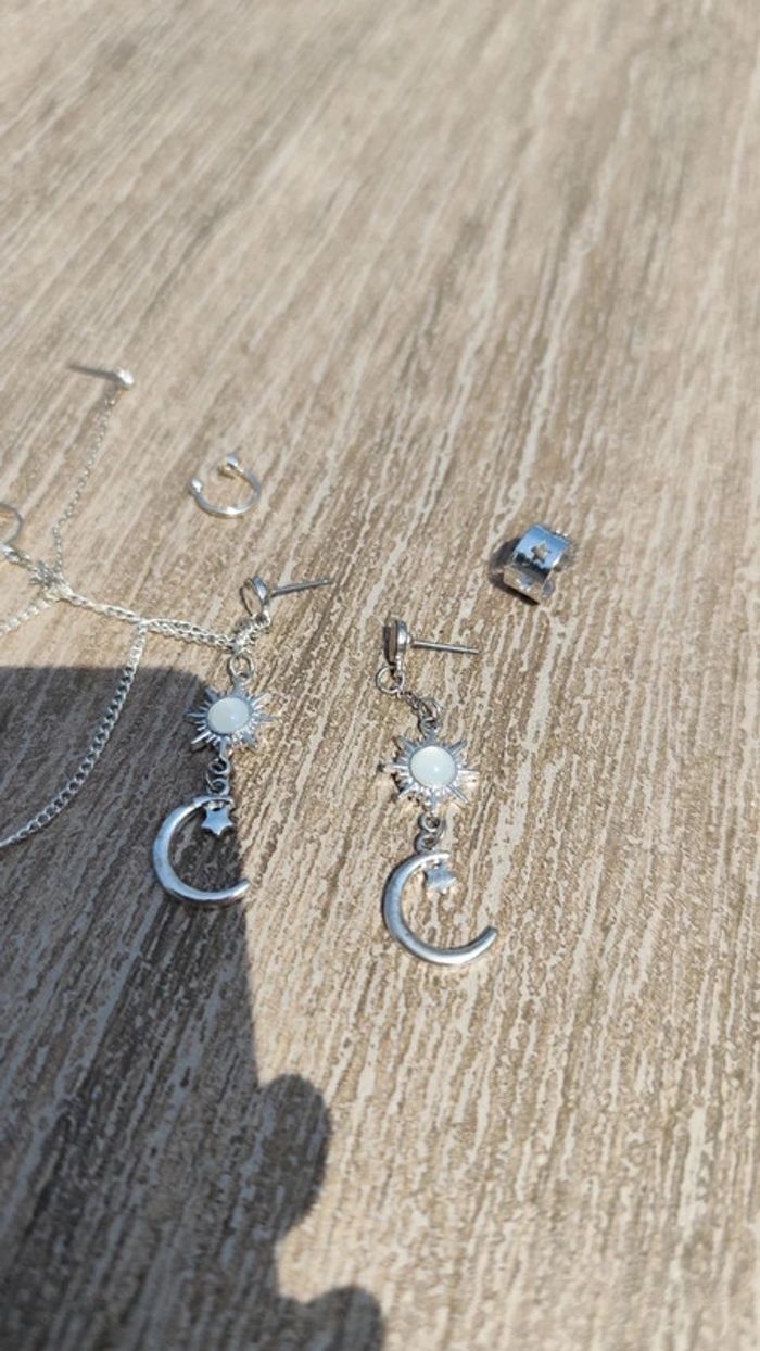 Boucle d'oreilles argentées - photo numéro 3