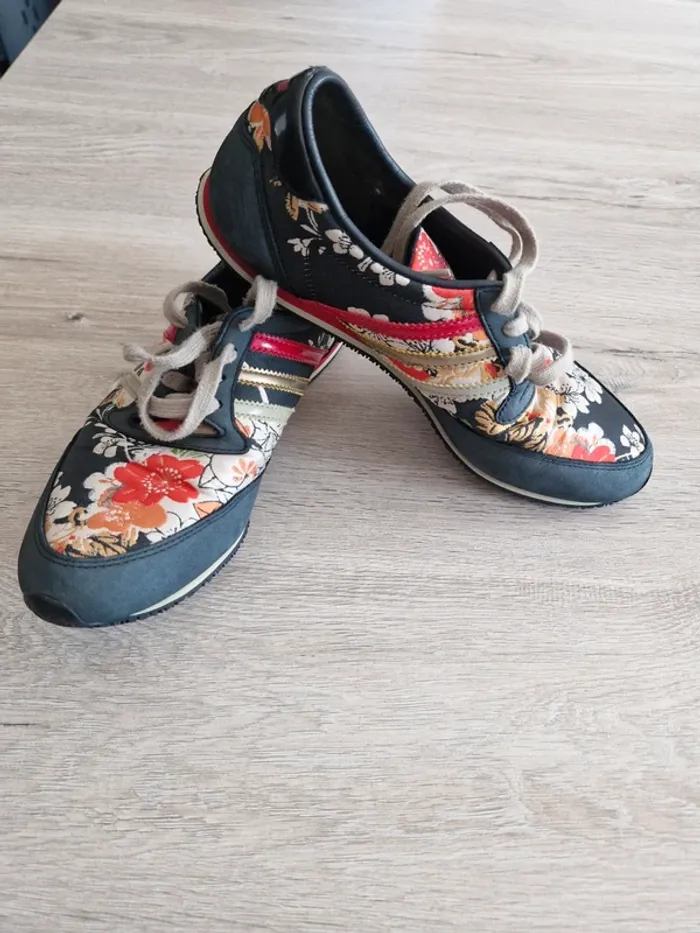 Adidas London Liberty