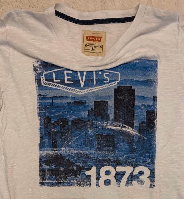 Tee shirt levis taille 14 ans excellent état - photo numéro 2