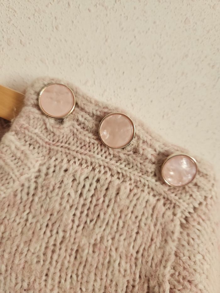 Pull rose pâle Pimkie – boutons épaule – taille XS – bon état - photo numéro 3