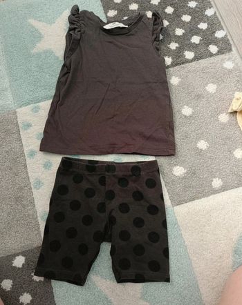 Ensemble short 
Marque h&M
Taille 92 cm
