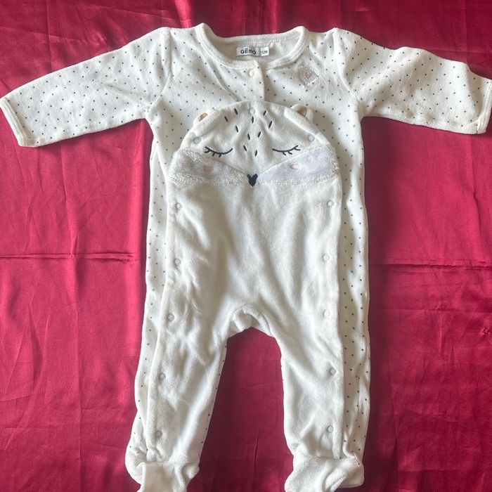 Pyjamas 1 pièce - photo numéro 2
