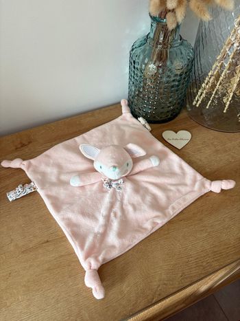 Doudou faon biche rose 