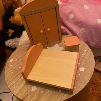 Chambre bois pour poupées