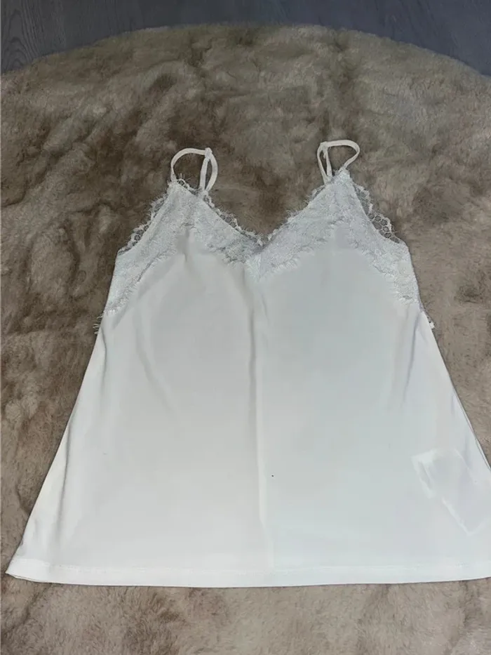 Débardeur dentelle