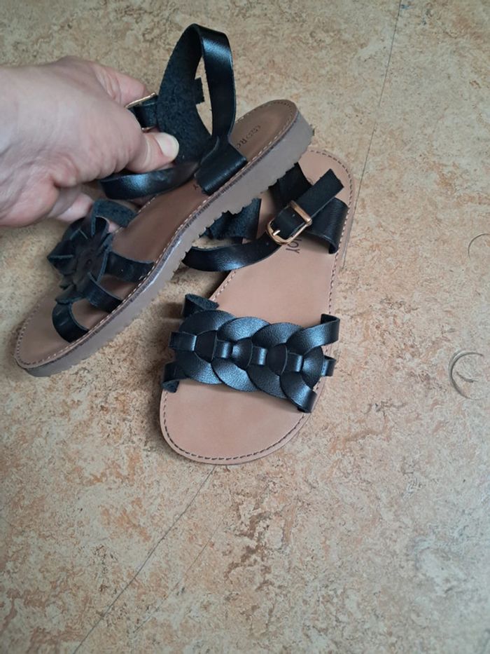 Sandales neuve noir 29 - photo numéro 3