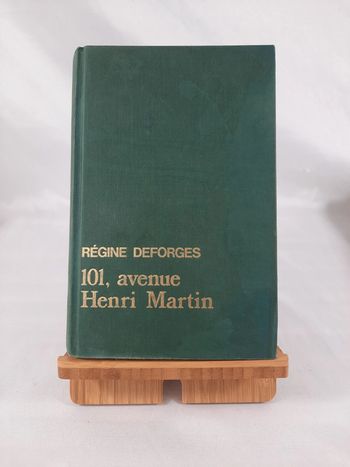 Régine Deforges, 101 avenue Henri Martin