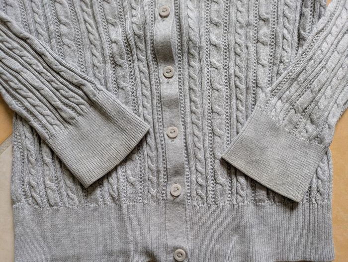 Gilet gris très bon état enfant fille H&M - photo numéro 3