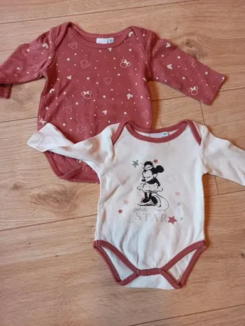 Lot de 2 bodies neufs disney