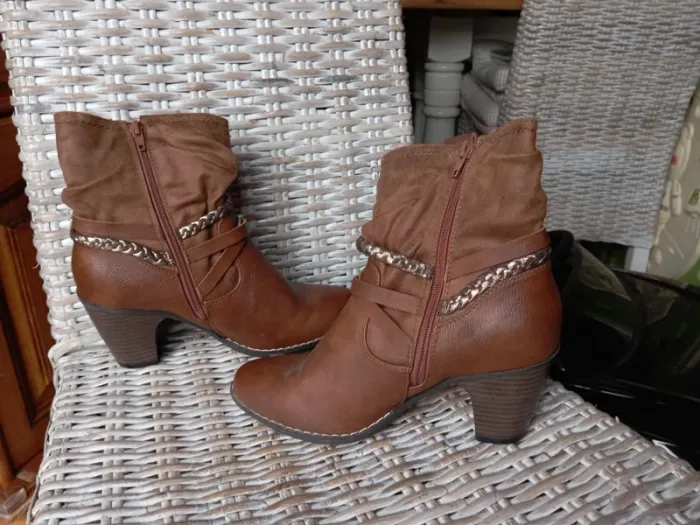 Bottines taille 40 - photo numéro 2