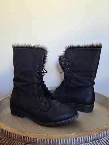 Bottes noires fourrées à lacets 40