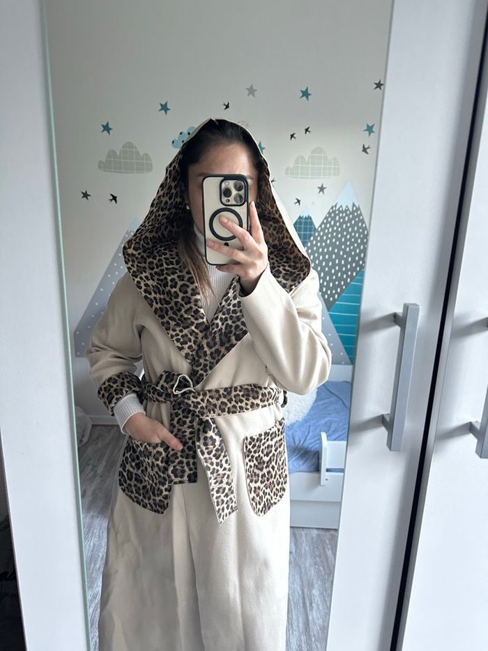 Manteau léopard avec capuche - photo numéro 6