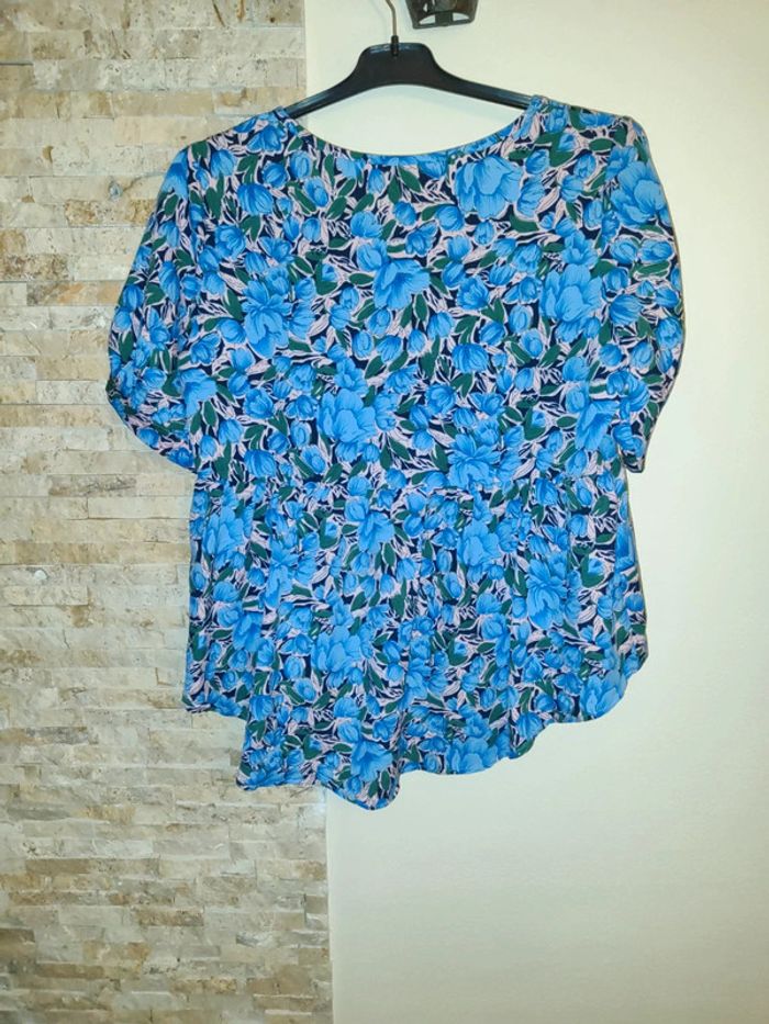 Haut fleuri bleu, rose, vert - photo numéro 5