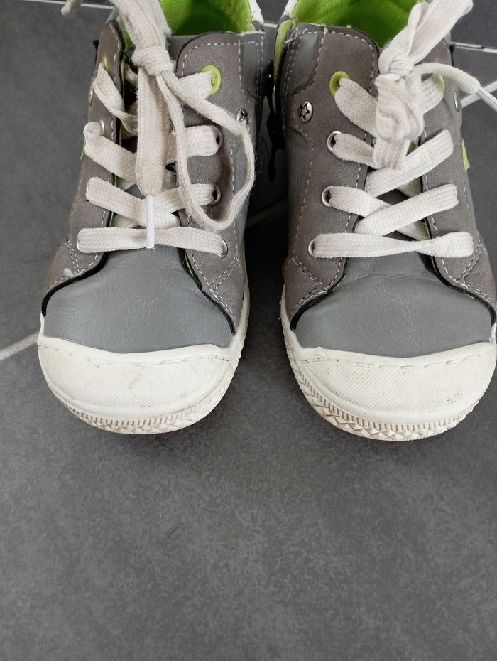 Paire de basket taille 27 - photo numéro 6
