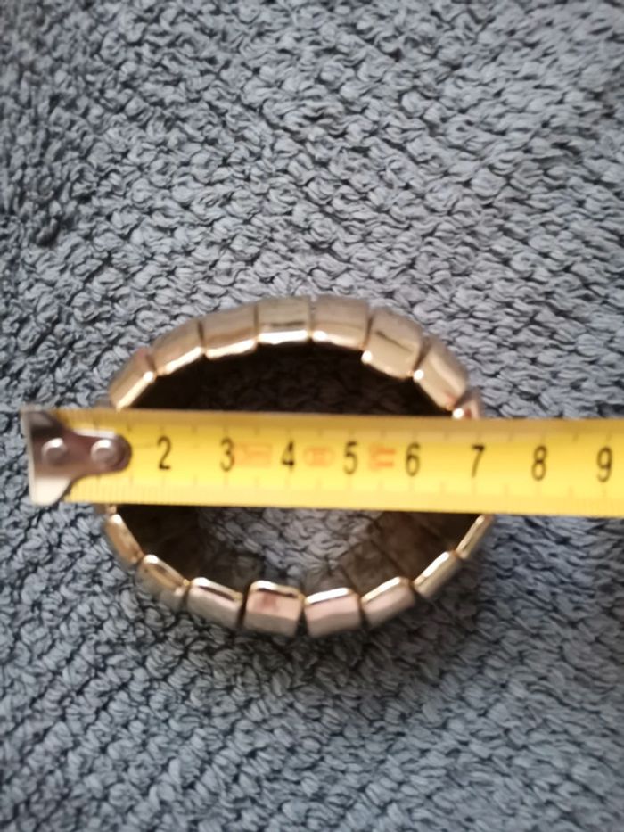 Bracelet doré - photo numéro 7