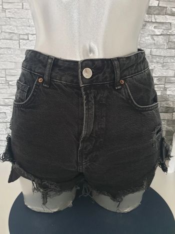 Short noir Bershka T36