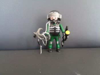 Policier unité spéciale - playmobil 4693