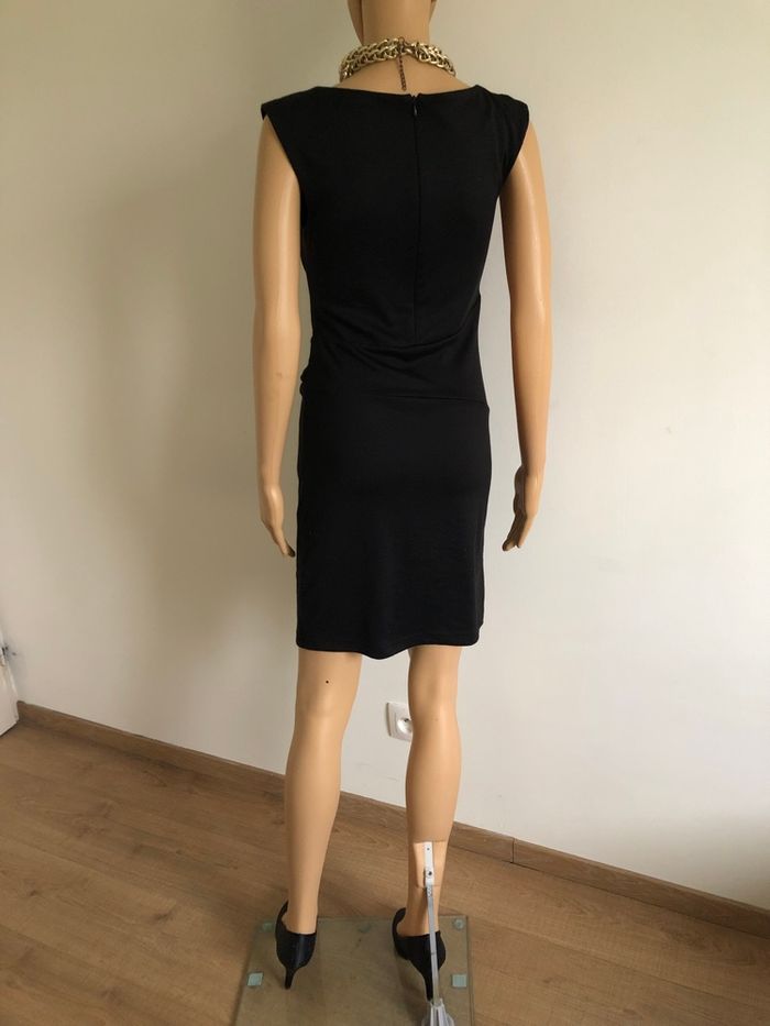 Robe noire sans manches Morgan taille XS bon état (présence de bouloches) - photo numéro 6