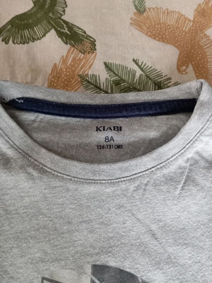 T-shirt kiabi taille 8 ans - photo numéro 3
