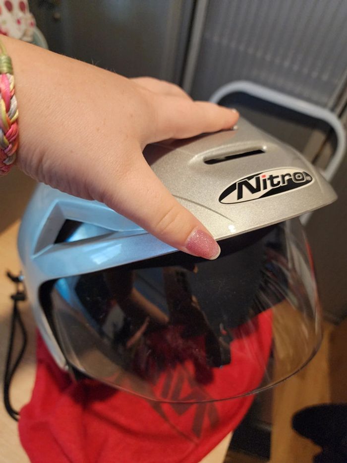 Casque de moto mixte taille XS - nitro- en tres bon état - photo numéro 4