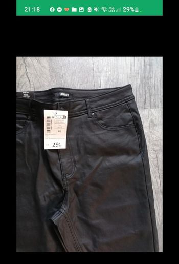 Pantalon noir slim enduit effet simili 46