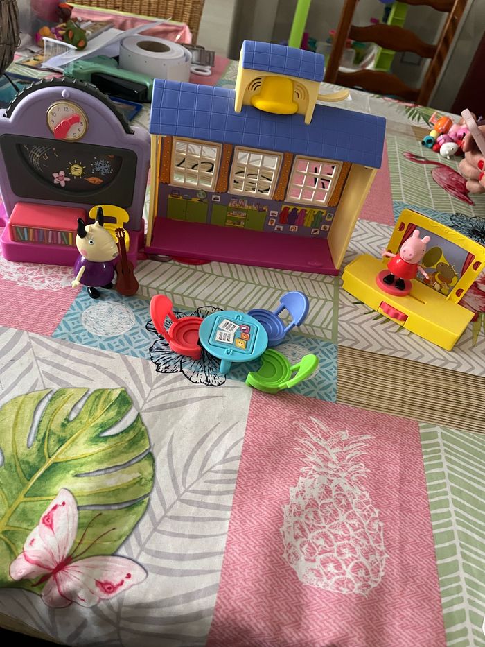 École peppa PiG