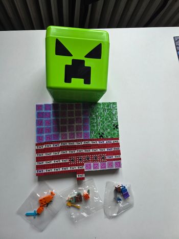 100 cubes aimantés magnétiques de minecraft avec figurines et la boîte creeper 