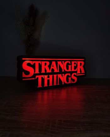 Stranger Things lightbox USB 25x10cm Excellent état Fan Art