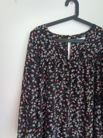 Robe col V noire à motifs fleurs Taille S Garance En très bon état