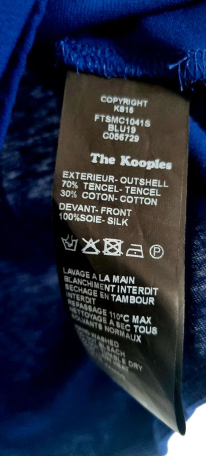 Tee-shirt bleu roi électrique the kooples sport S 36/38 très bon état
Bi-matière - photo numéro 3