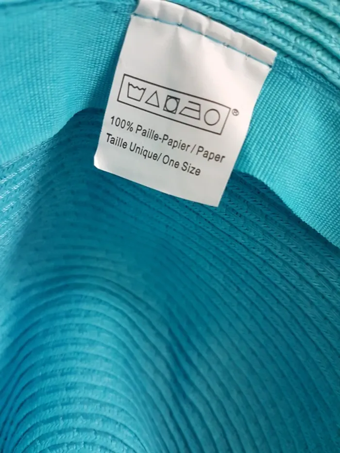 Chapeau bleu turquoise et perles multicolres en bois Neuf - photo numéro 4