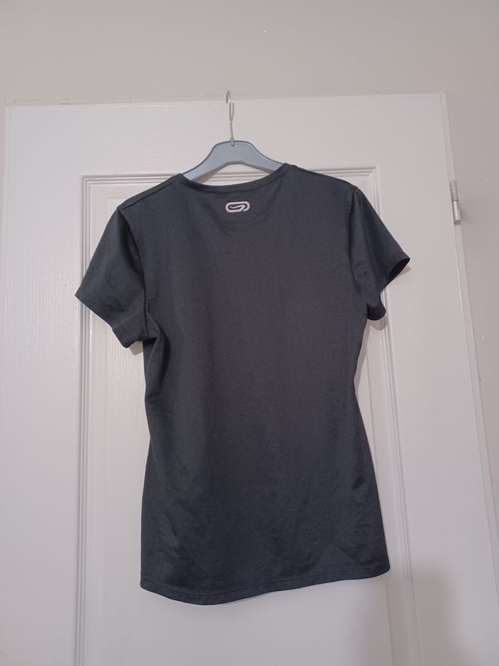 T shirt de sport - photo numéro 2