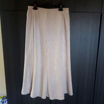 Jupe godet beige en suedine