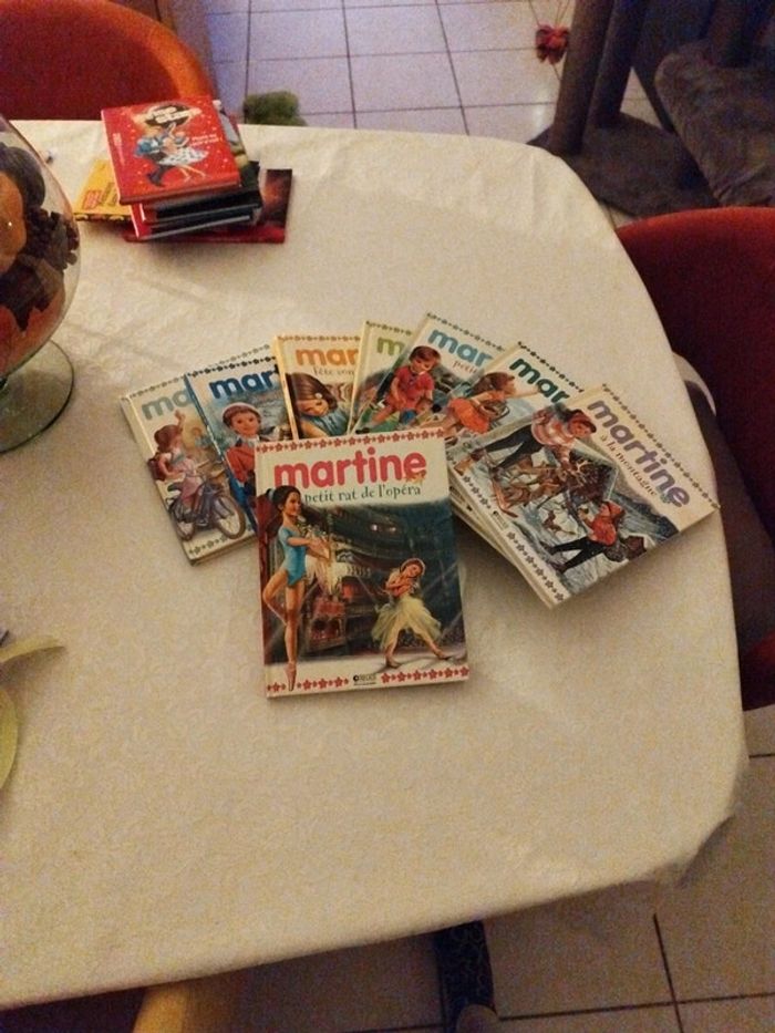 Lot de 8 Martine petit format