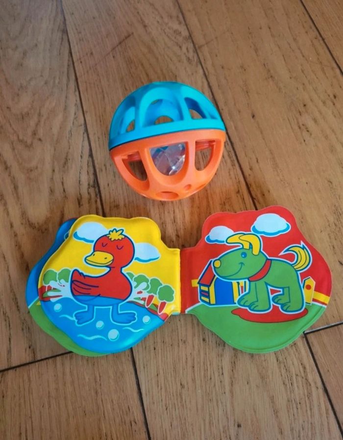 Lot deux jouets premier âge comme neuf. - photo numéro 4