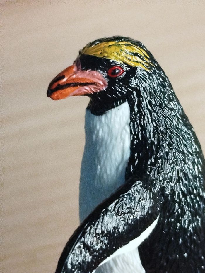 Figurine pingouin animal de la banquise - photo numéro 3