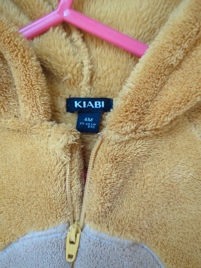 Sur pyjama bébé 6 mois - photo numéro 2