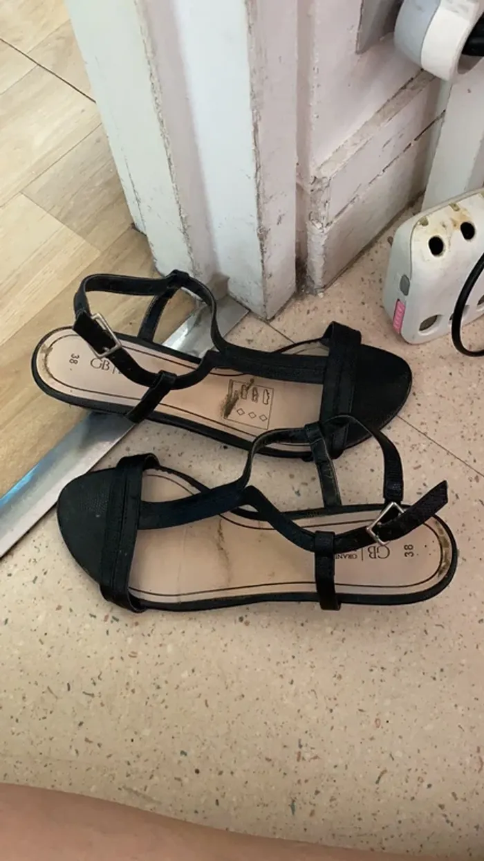 Chaussures ouvert
