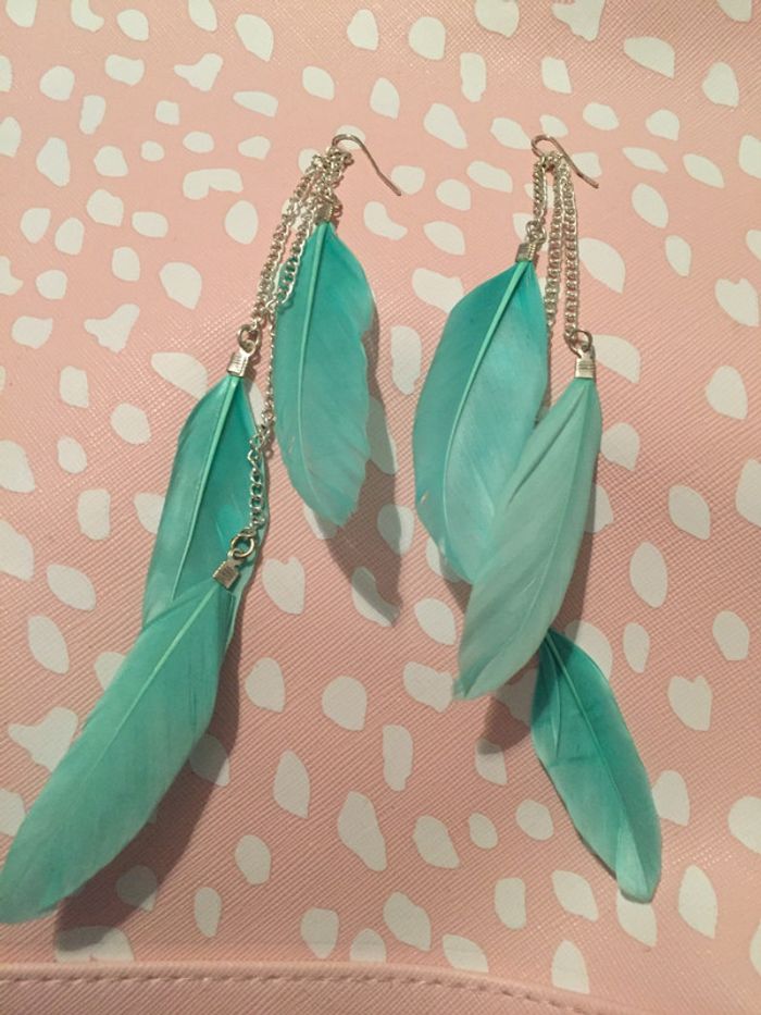 Boucles d’oreille plume - photo numéro 3