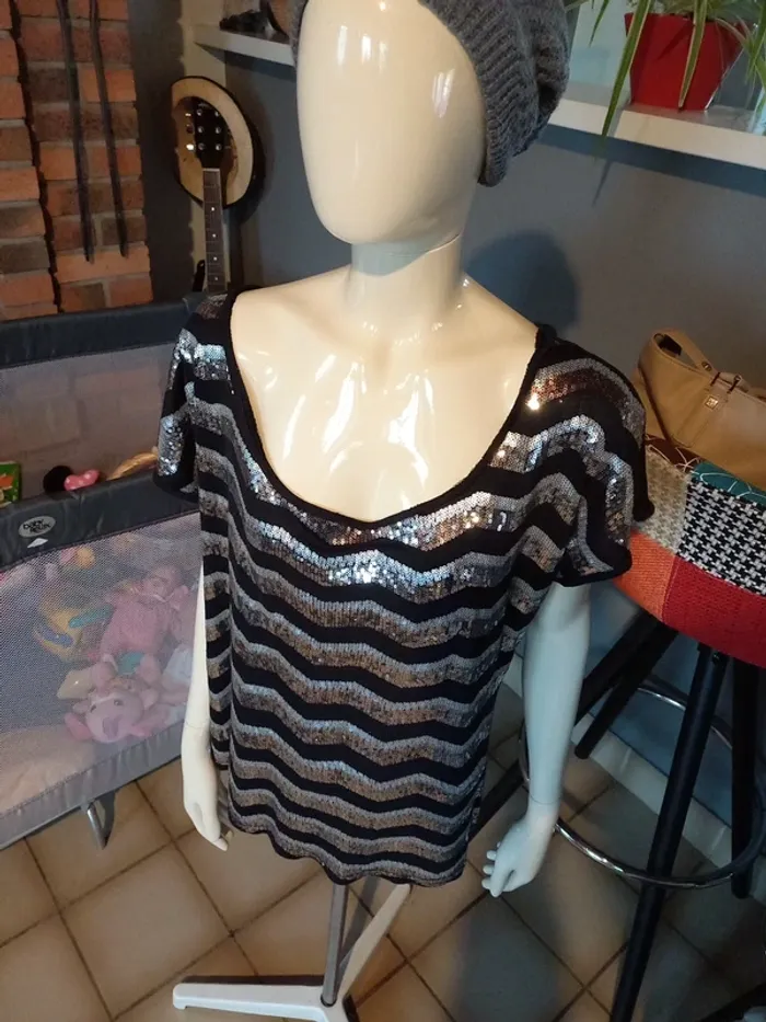 Tee-shirt XL - photo numéro 2