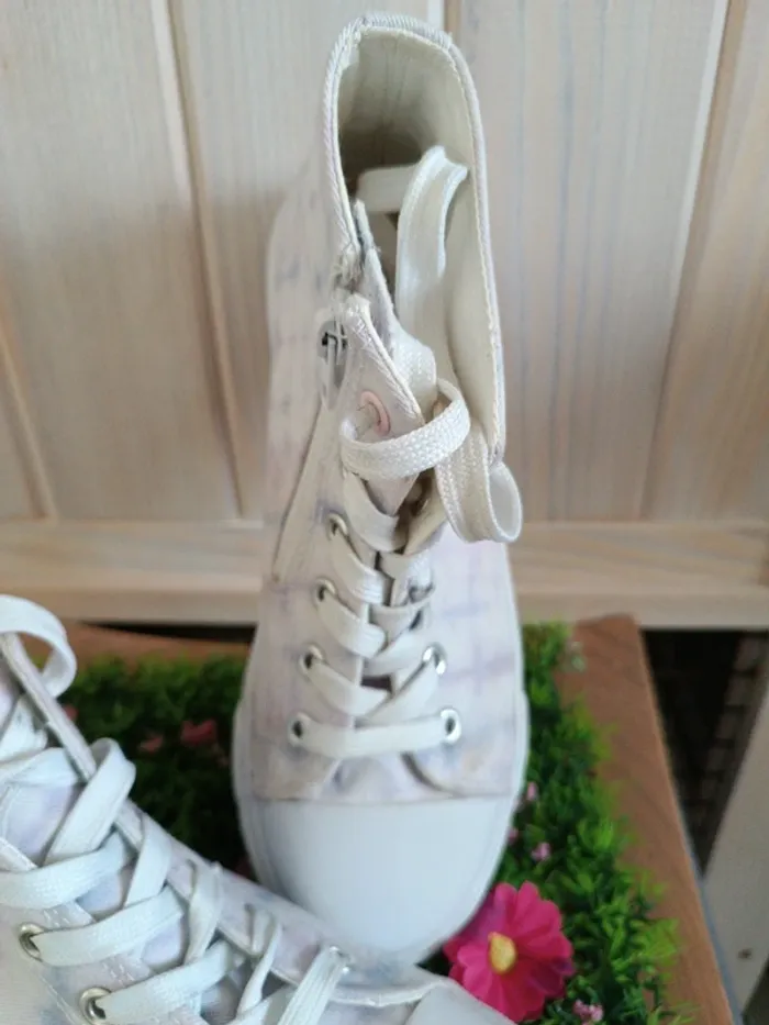 Baskets sneakers hautes en toile aux couleurs pastel - photo numéro 2