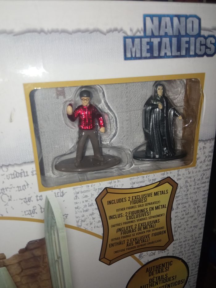 Tour de Gryffondor nano figurines métal Harry Potter - photo numéro 2