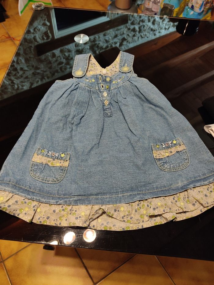 Lot 6 robes 18 mois - photo numéro 4