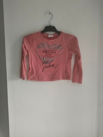 T-shirt court complice en 4-5 ans