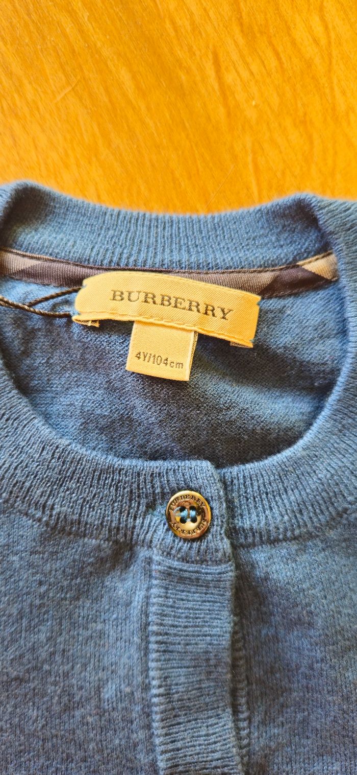 Gilet burberry neuf taille 4 ans original - photo numéro 2