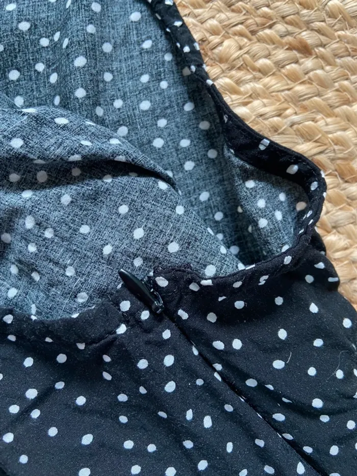 Petite robe noire à pois blancs Amisu Taille 34 - photo numéro 4