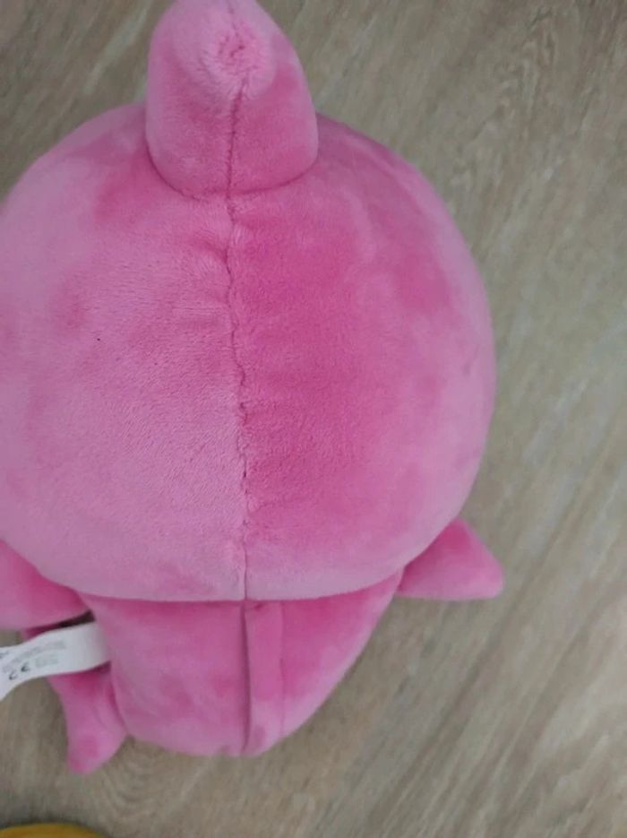 Peluche marionnette musicale Baby shark - photo numéro 3